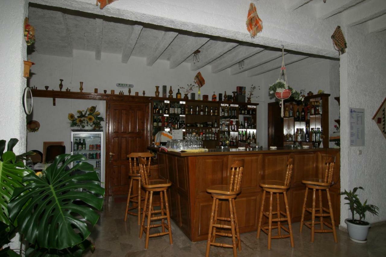 Kedros Hotel Samos Island Buitenkant foto